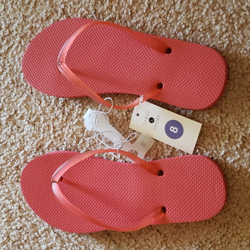 Shade & Shore Flip Flops- 2 pairs - Picture 6 of 8